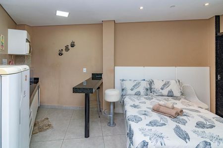 Quarto  de kitnet/studio para alugar com 1 quarto, 28m² em Minas Brasil, Belo Horizonte