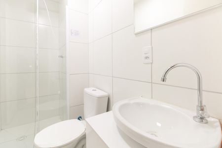 Apartamento para alugar com 34m², 2 quartos e sem vaga Apartamento para alugar com 34m², 2 quartos e sem vagaBanheiro