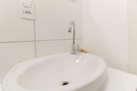 Apartamento para alugar com 34m², 2 quartos e sem vaga Apartamento para alugar com 34m², 2 quartos e sem vagaBanheiro