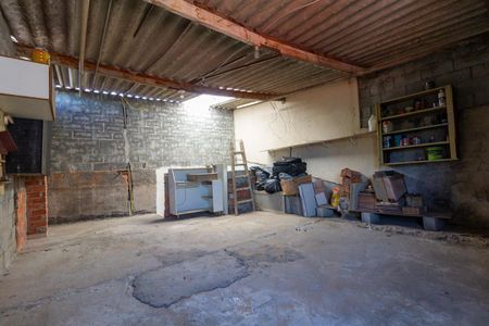 Casa para alugar com 100m², 2 quartos e 4 vagasQuintal