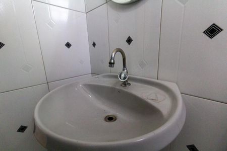 Casa para alugar com 100m², 2 quartos e 4 vagasLavabo