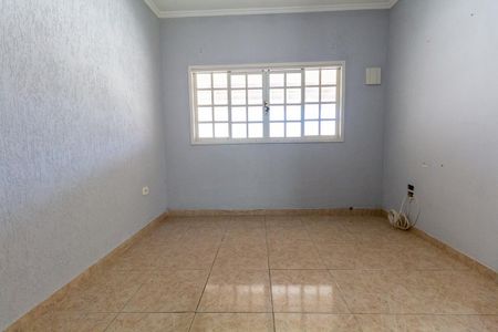 Casa para alugar com 100m², 2 quartos e 4 vagasSala