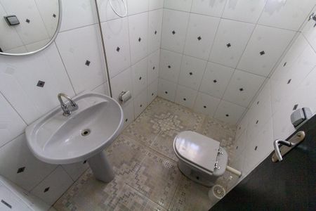 Casa para alugar com 100m², 2 quartos e 4 vagasLavabo