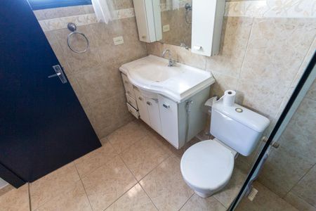 Casa para alugar com 100m², 2 quartos e 4 vagasBanheiro 1