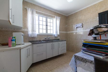 Casa para alugar com 100m², 2 quartos e 4 vagasCozinha