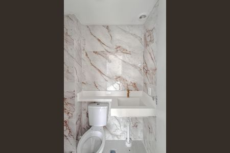 Apartamento para alugar com 37m², 2 quartos e sem vaga Apartamento para alugar com 37m², 2 quartos e sem vagaBanheiro