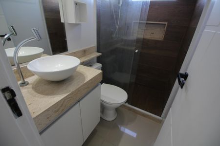 Apartamento à venda com 53m², 2 quartos e 1 vagaBanheiro 