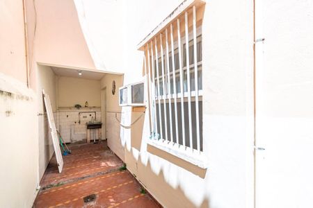 Casa de condomínio à venda com 70m², 2 quartos e 1 vagaÁrea de Serviço