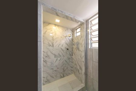 Casa de condomínio à venda com 70m², 2 quartos e 1 vagaBanheiro