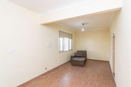 Sala de casa de condomínio à venda com 2 quartos, 70m² em Olaria, Rio de Janeiro