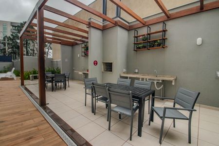 Apartamento para alugar com 44m², 2 quartos e 1 vagaÁrea comum - Churrasqueira