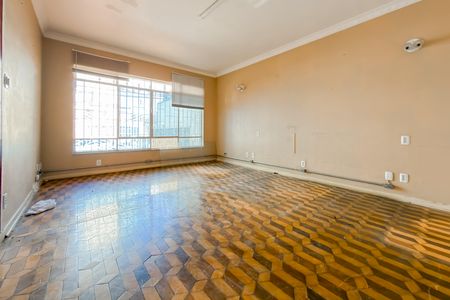 Casa para alugar com 150m², 3 quartos e 2 vagasSala