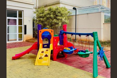 Apartamento para alugar com 68m², 2 quartos e 1 vaga Apartamento para alugar com 68m², 2 quartos e 1 vagaÁrea comum - Playground