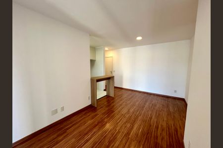 Apartamento para alugar com 68m², 2 quartos e 1 vaga Apartamento para alugar com 68m², 2 quartos e 1 vagaSala