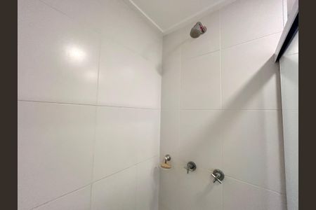 Apartamento para alugar com 68m², 2 quartos e 1 vaga Apartamento para alugar com 68m², 2 quartos e 1 vagaBanheiro da Suíte