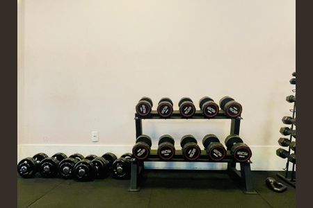 Apartamento para alugar com 68m², 2 quartos e 1 vaga Apartamento para alugar com 68m², 2 quartos e 1 vagaÁrea comum - Academia