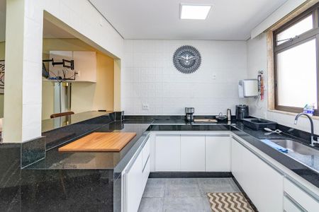 Cozinha de kitnet/studio para alugar com 1 quarto, 35m² em Minas Brasil, Belo Horizonte