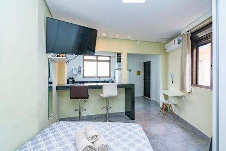 Quarto  de kitnet/studio para alugar com 1 quarto, 35m² em Minas Brasil, Belo Horizonte