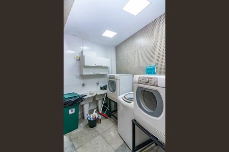 Studio para alugar com 28m², 1 quarto e sem vaga Studio para alugar com 28m², 1 quarto e sem vagaLavanderia