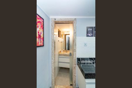 Banheiro de kitnet/studio para alugar com 1 quarto, 28m² em Minas Brasil, Belo Horizonte