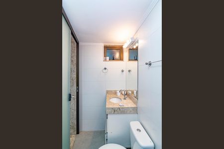 Studio para alugar com 28m², 1 quarto e sem vaga Studio para alugar com 28m², 1 quarto e sem vagaBanheiro