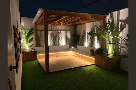 Apartamento à venda com 150m², 2 quartos e 2 vagasFoto 02