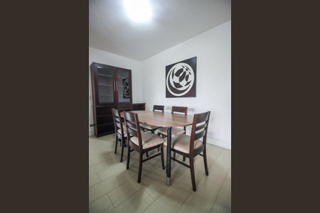 Apartamento para alugar com 117m², 3 quartos e 2 vagasSala