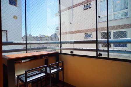 Varanda  de apartamento à venda com 1 quarto, 55m² em Mont’serrat, Porto Alegre