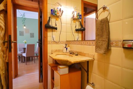 Banheiro  de apartamento à venda com 1 quarto, 55m² em Mont’serrat, Porto Alegre