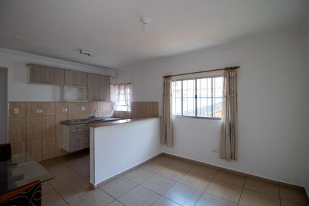 Sala de casa para alugar com 1 quarto, 80m² em Vila Tiradentes, São Paulo