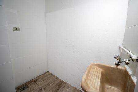 Casa para alugar com 80m², 2 quartos e sem vagaÁrea de Serviço