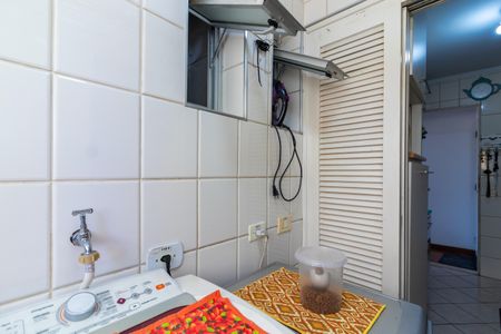 Apartamento para alugar com 75m², 3 quartos e 1 vagaÁrea de Serviço