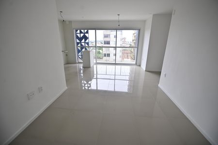 Apartamento para alugar com 3 quartos, 79m² em Setor Aeroporto, Goiânia