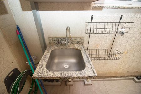 Apartamento para alugar com 55m², 2 quartos e 1 vagaÁrea de Serviço