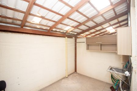 Apartamento para alugar com 55m², 2 quartos e 1 vagaÁrea de Serviço