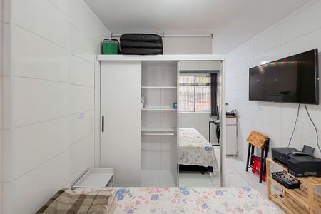 Apartamento à venda com 27m², 1 quarto e sem vaga Apartamento à venda com 27m², 1 quarto e sem vagaArmários