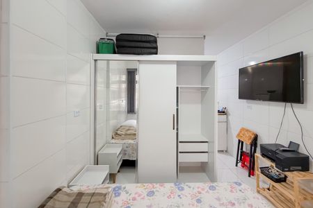 Apartamento à venda com 27m², 1 quarto e sem vaga Apartamento à venda com 27m², 1 quarto e sem vagaArmários