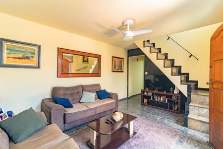 Casa à venda com 3 quartos, 233m² em Vila do Encontro, São Paulo