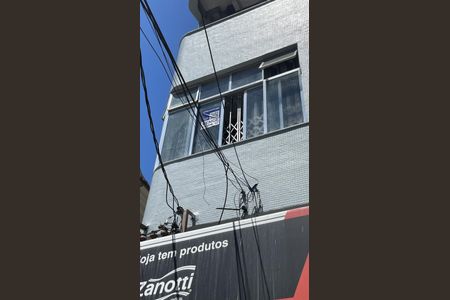 Apartamento à venda com 80m², 2 quartos e sem vaga Apartamento à venda com 80m², 2 quartos e sem vagaPlaquinha