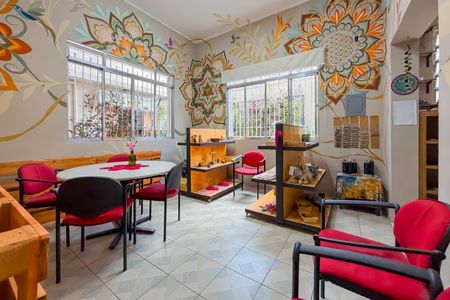 Sala - Térreo de casa para alugar com 6 quartos, 265m² em Vila Dom Pedro I, São Paulo