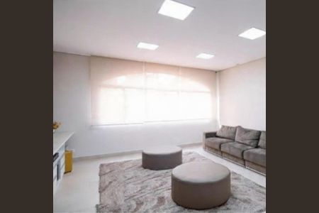 Apartamento à venda com 82m², 3 quartos e 1 vagaÁrea de serviço