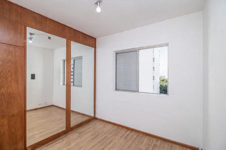 Apartamento à venda com 82m², 3 quartos e 1 vagaQuarto