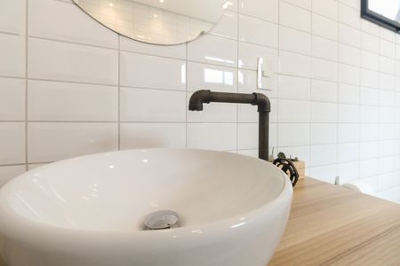 Casa à venda com 114m², 3 quartos e 1 vagaBanheiro Suíte 1