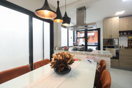 Casa à venda com 3 quartos, 114m² em Vila Gomes Cardim, São Paulo