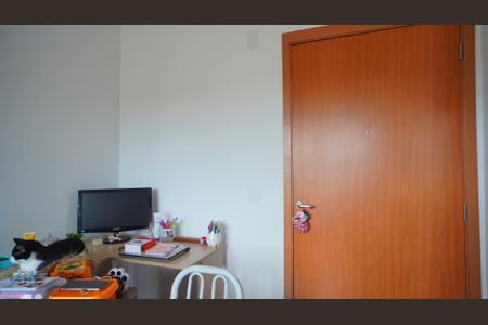 Sala  de apartamento à venda com 2 quartos, 44m² em Morro Santana, Porto Alegre