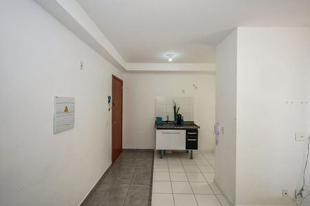 Sala de apartamento para alugar com 2 quartos, 43m² em Jardim Boa Vista (zona Oeste), Osasco