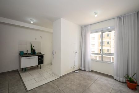 Sala de apartamento para alugar com 2 quartos, 43m² em Jardim Boa Vista (zona Oeste), Osasco