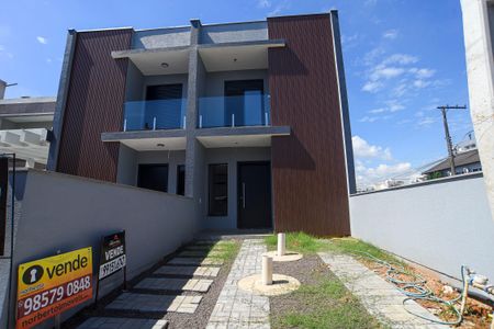 Casa de condomínio para alugar com 92m², 2 quartos e 1 vaga Casa de condomínio para alugar com 92m², 2 quartos e 1 vagaFachada
