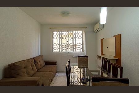 Apartamento à venda com 2 quartos, 40m² em Cavalhada, Porto Alegre