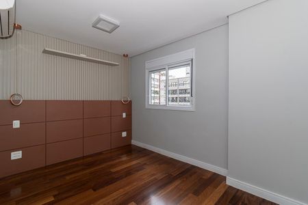 Apartamento à venda com 187m², 3 quartos e 2 vagas Apartamento à venda com 187m², 3 quartos e 2 vagasQuarto Suíte